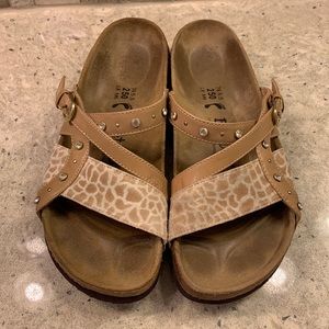 Betula licensed by Birkenstock